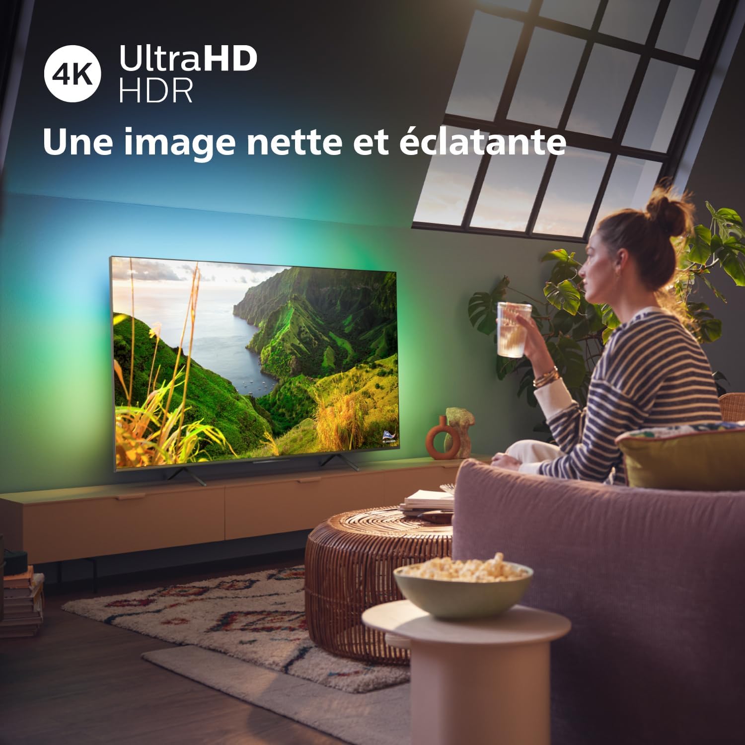 Philips Ambilight 43PUS8109 Smart TV LED 4K - Écran 43 Pouces avec Plate-Forme Pixel Precise Ultra HD, Titan OS et Son Dolby Atmos, Fonctionne avec l’Assistant Vocal Alexa et Google - Chrome satiné