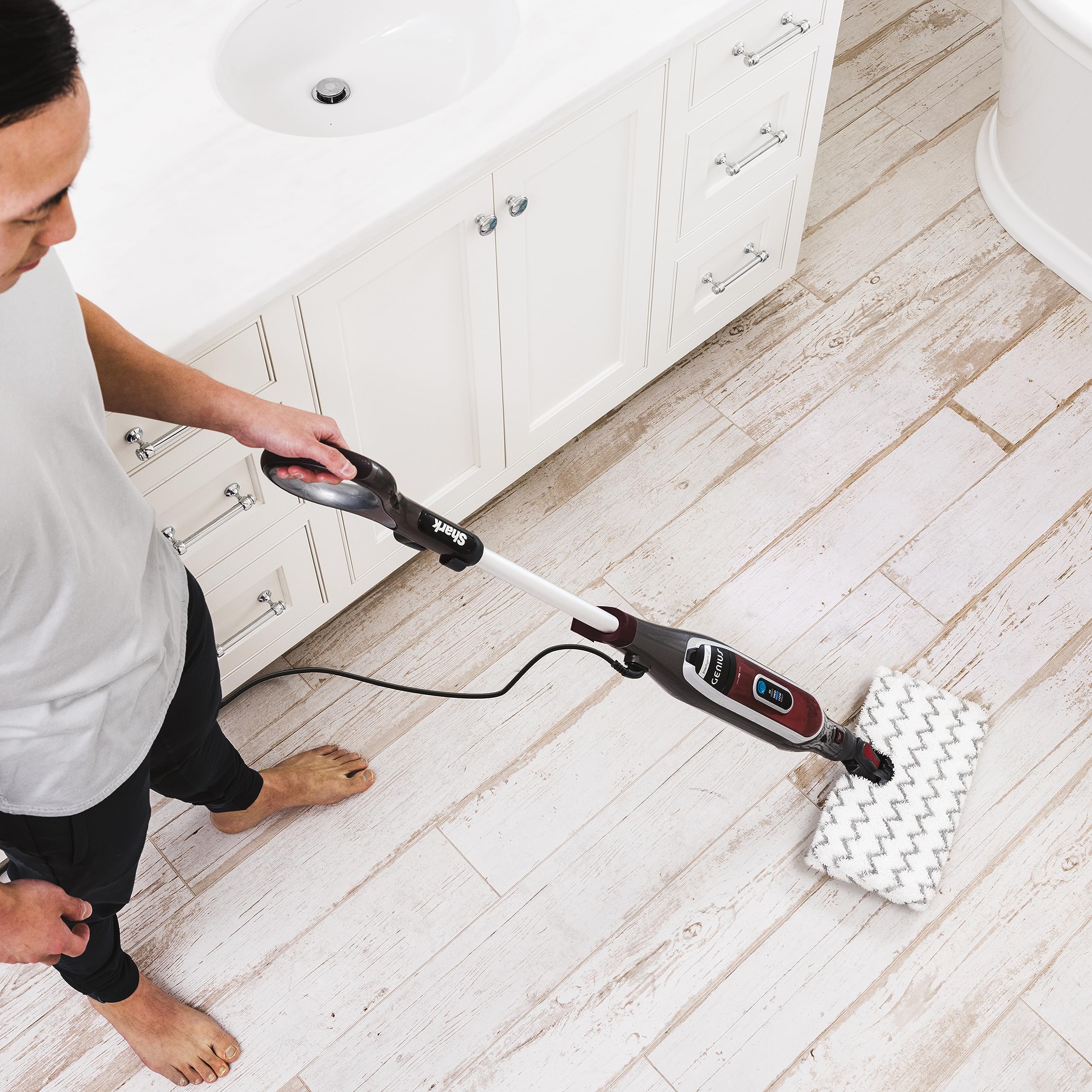 Shark Genius Hard Floor Cleaning System Pocket Steam Mop