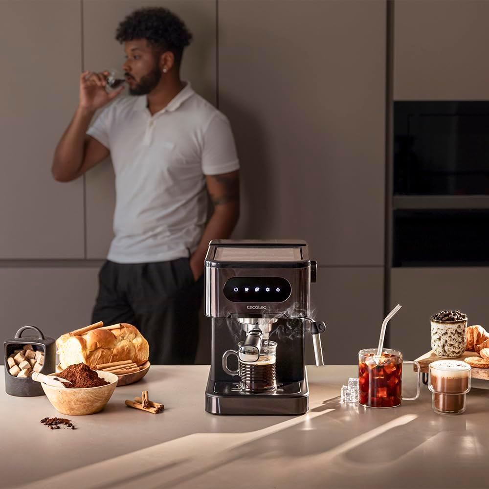 Cecotec Machine à café Express Power Espresso 20 Barista Cream. 2 Thermoblocks, 20Bars, Manomètre, Mode Auto pour 1 et 2 Café(s), Buse vapeur Orientable, Conduit pour Infusions, 2900W.