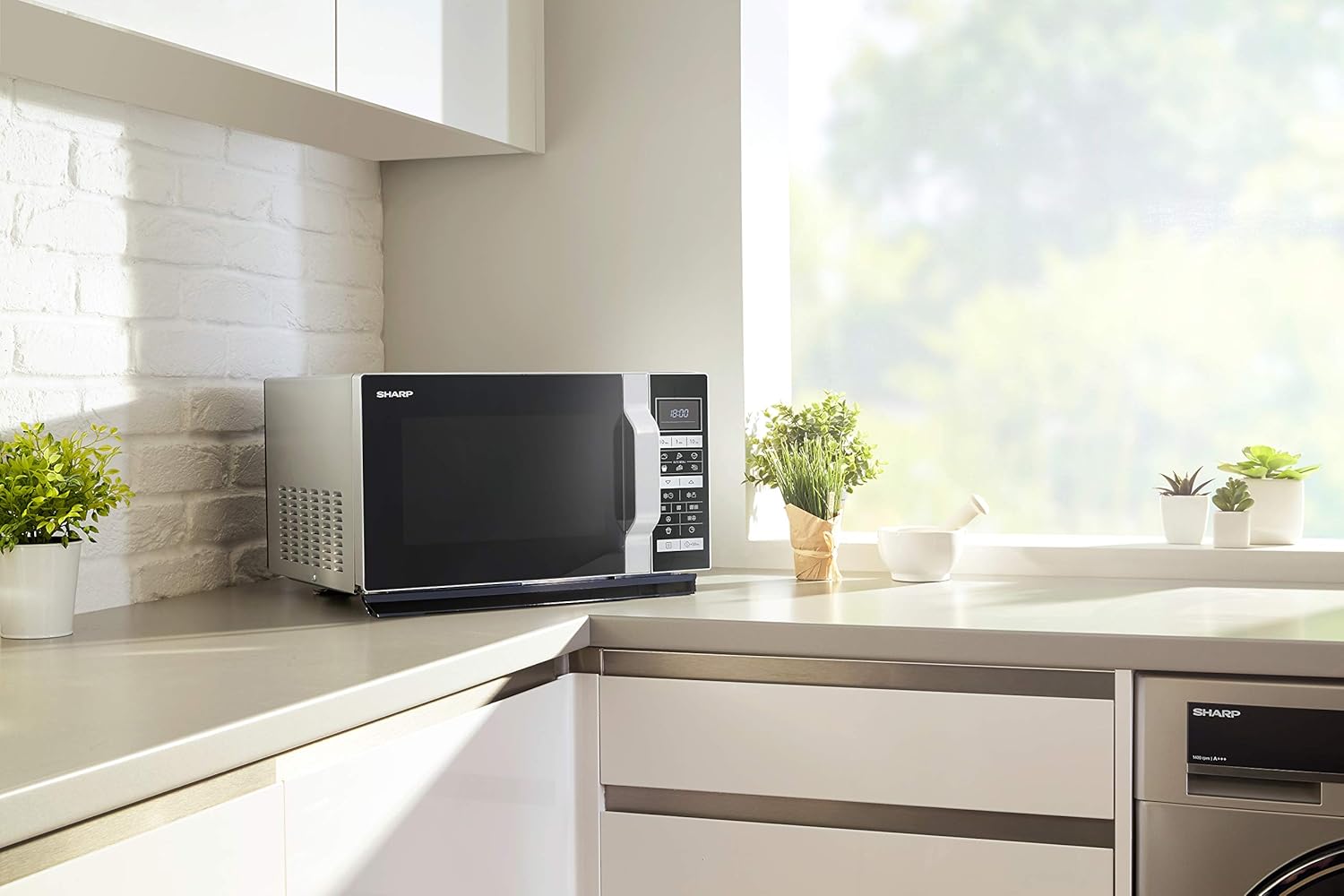Sharp R-860S Micro-ondes Combiné 25 litres à plateau fixe - Argent