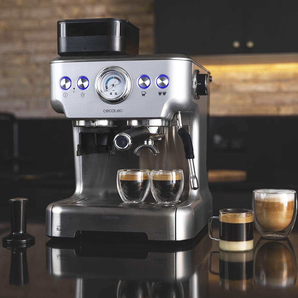 Cecotec Machine à café Express Power Espresso 20 Barista Cream. 2 Thermoblocks, 20Bars, Manomètre, Mode Auto pour 1 et 2 Café(s), Buse vapeur Orientable, Conduit pour Infusions, 2900W.