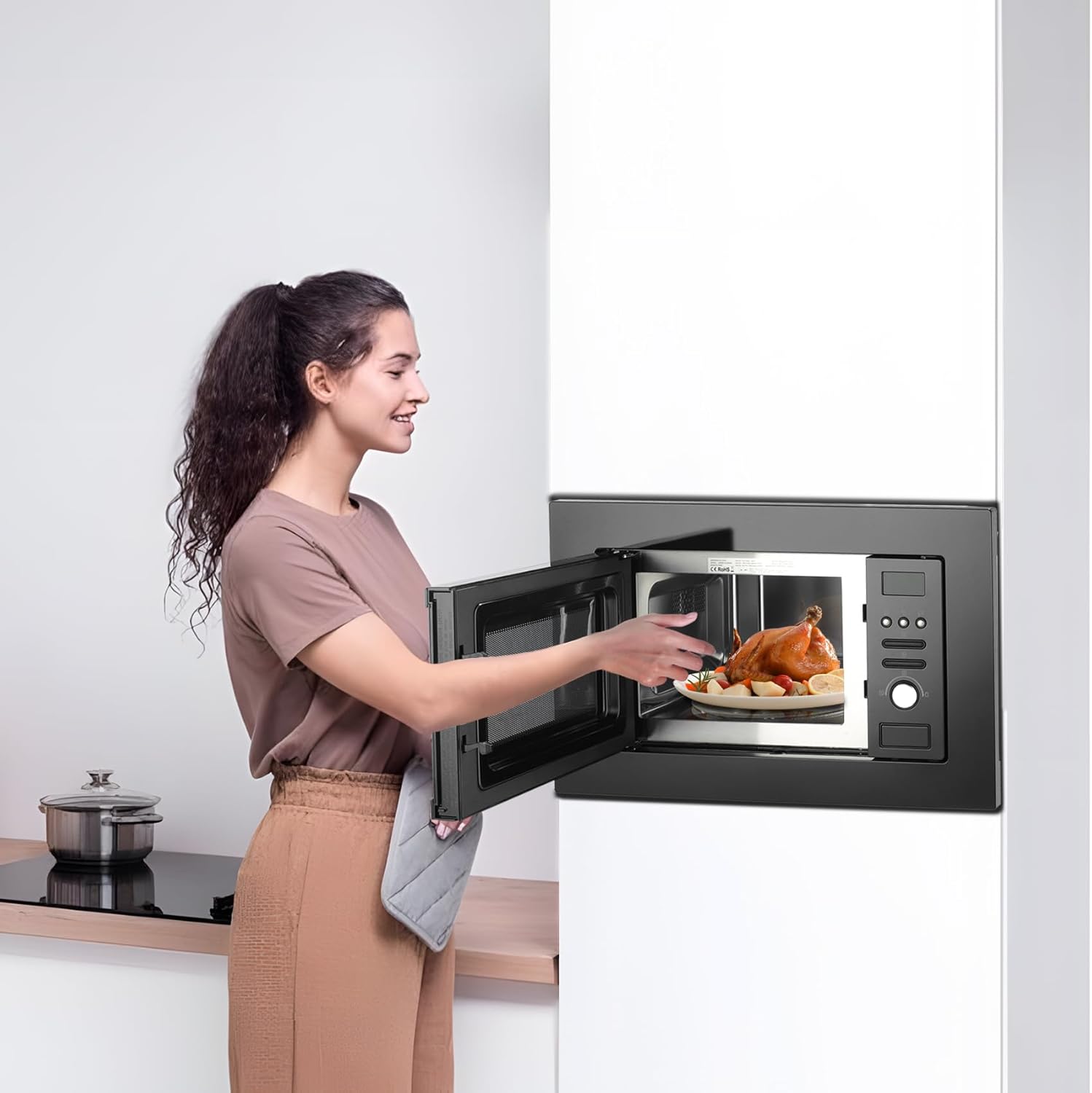 Techomey Micro-ondes Encastrable, 20L, Micro-ondes Grill Intégrable, Micro-ondes 800W, Grill 1000W, L59,5 x P34,4 x H38,8cm, Plateau Tounant 24,5cm, Noir