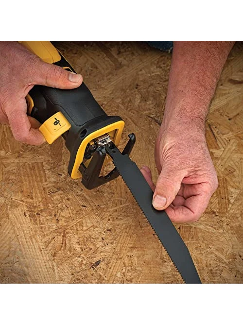 DEWALT 20V MAX* XR Reciprocating Saw, Compact, Tool Only (DCS367B), Black