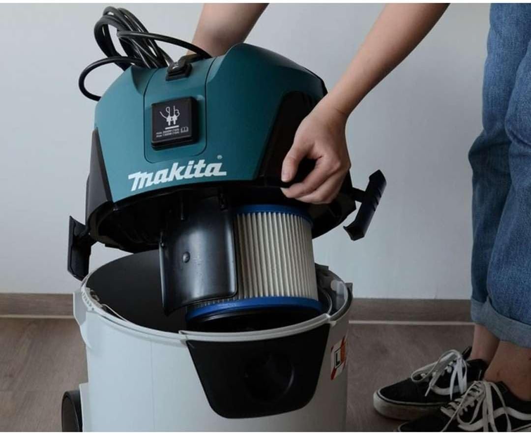 Makita Aspirateur 25L 1000W 210 mbar VC2512L