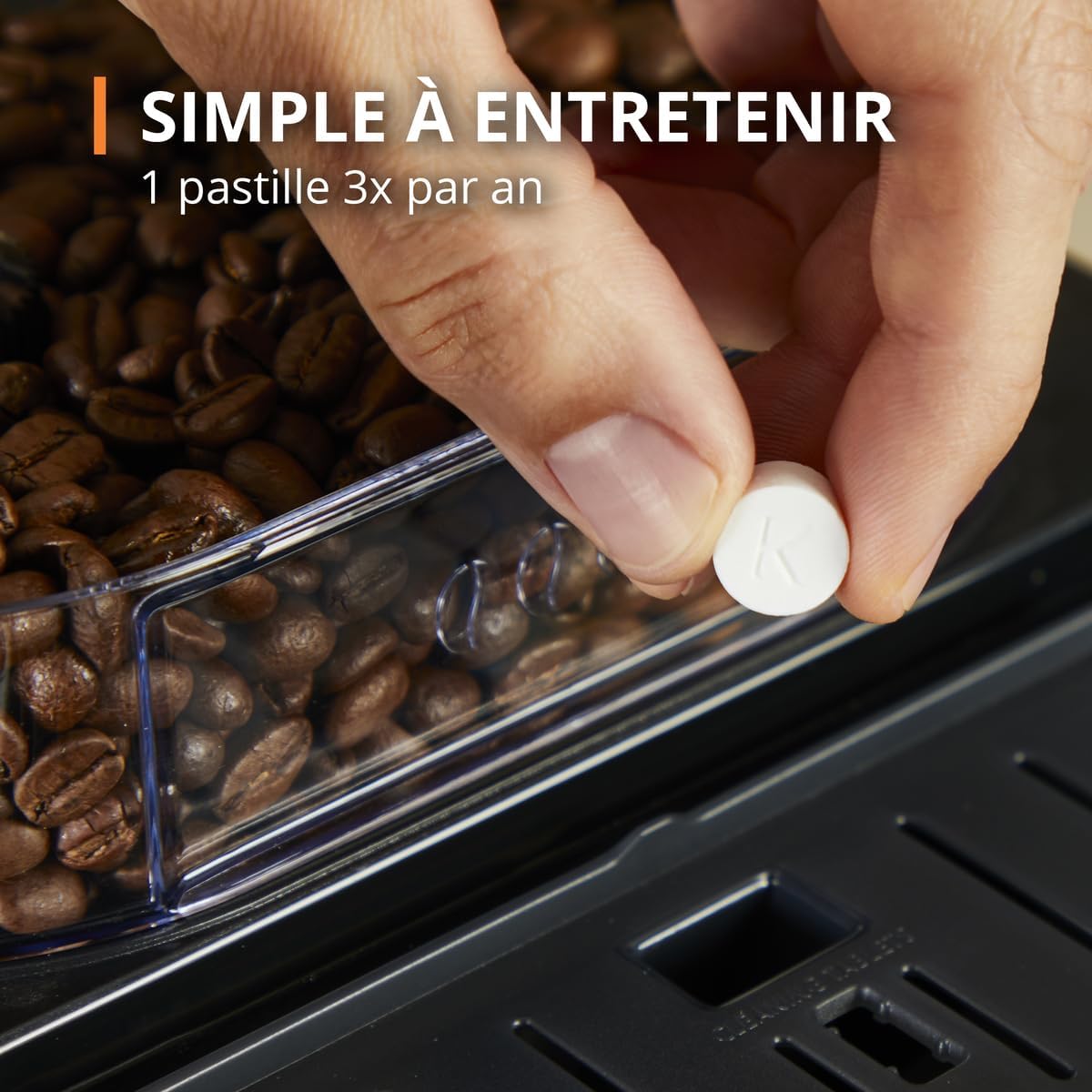 Krups Machine à café grain, 2 expressos simultanés, Ecran LCD, Cafetière espresso compacte, Nettoyage automatique, Buse vapeur pour Cappuccino, Essential noire YY8135FD, Noir