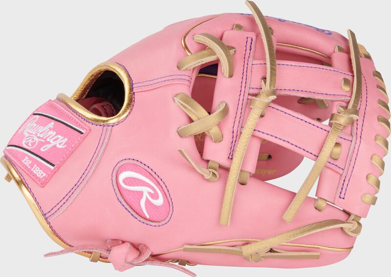 Exclusive Heart of the Hide 11.5" Wing Tip Glove, Right Hand Throw