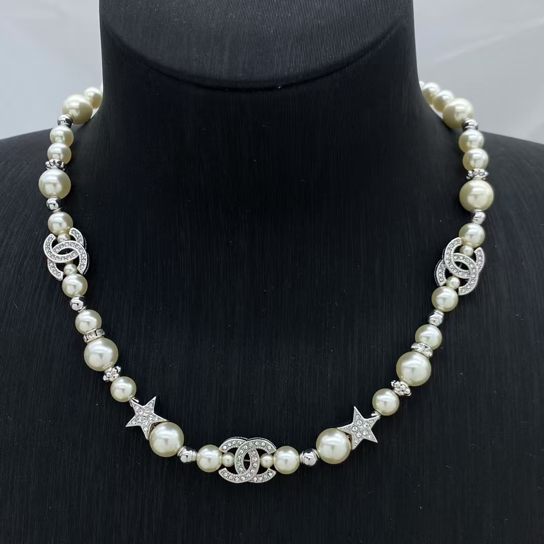 Replica Chanel Coco Star Pearl Necklace