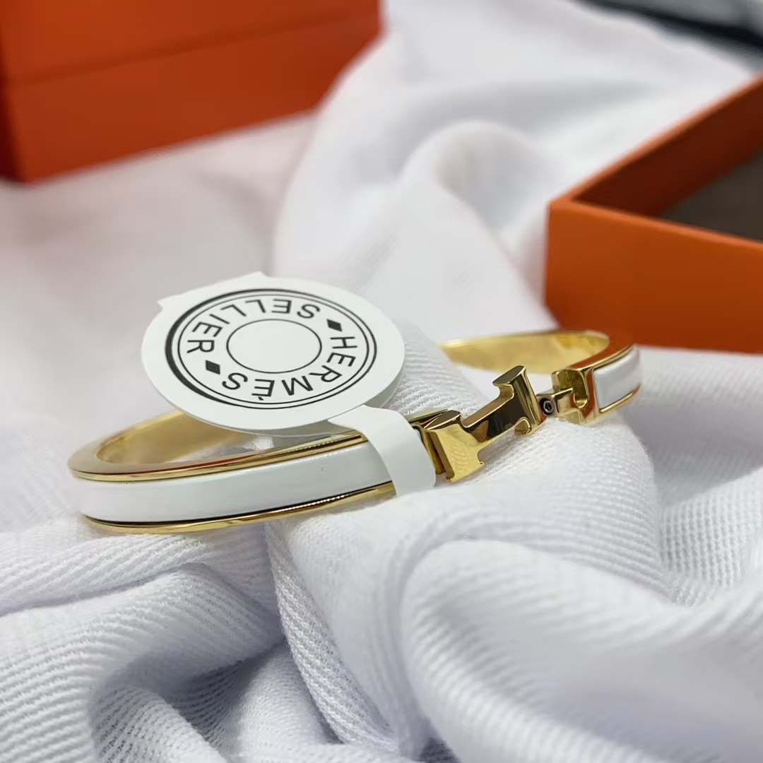 Replica Hermes H White Enamel Bracelet