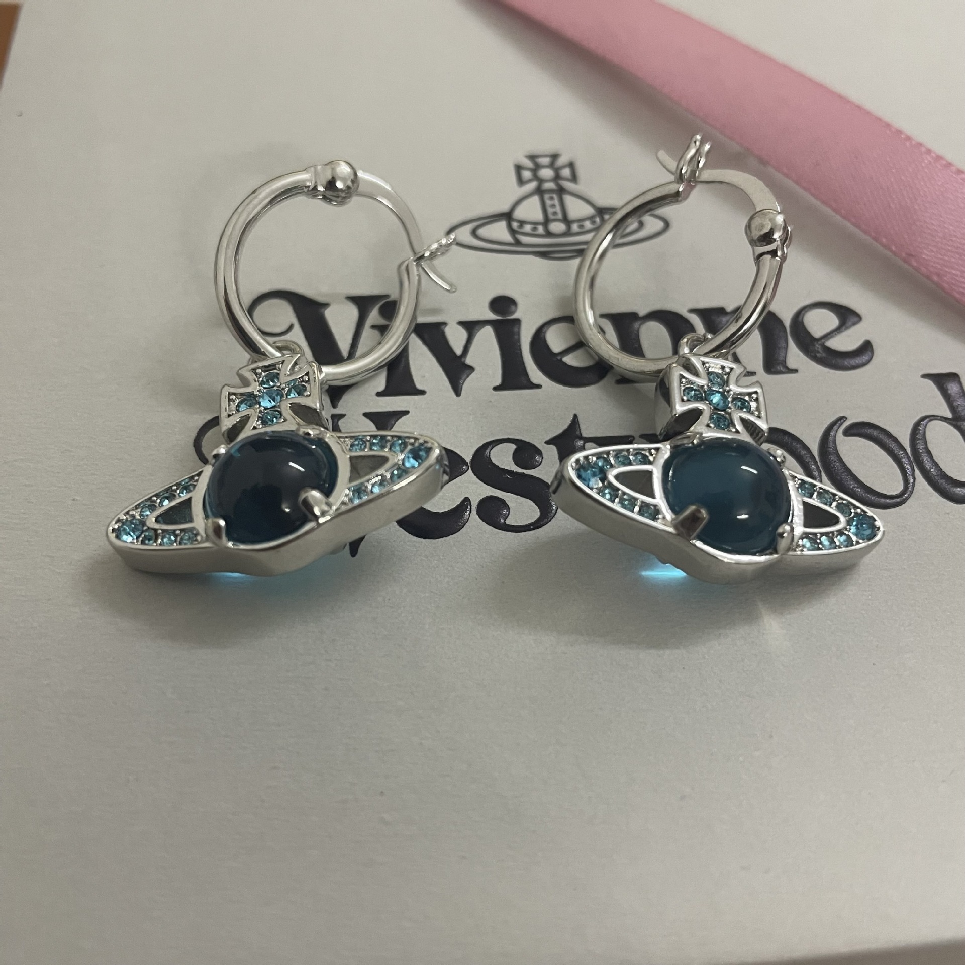 Replica Vivienne Westwood Blue Green Lucky Bead Saturn Earrings