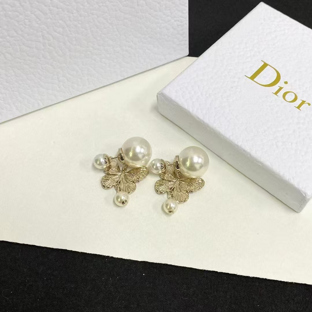 Replica Dior Butterfly with Pearl Earrings