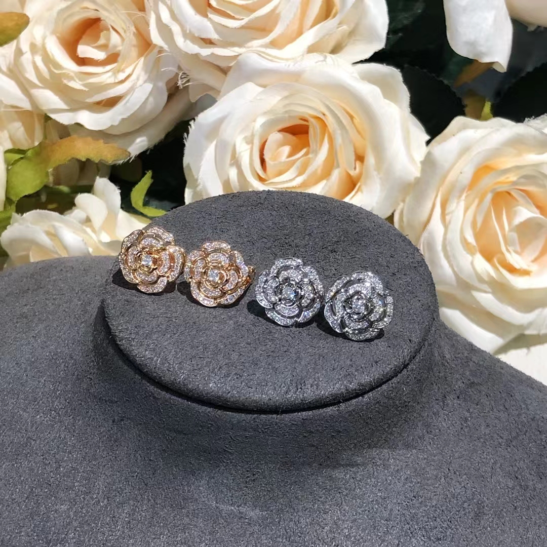 Replica Chanel Diamond Camellia Stud Earrings