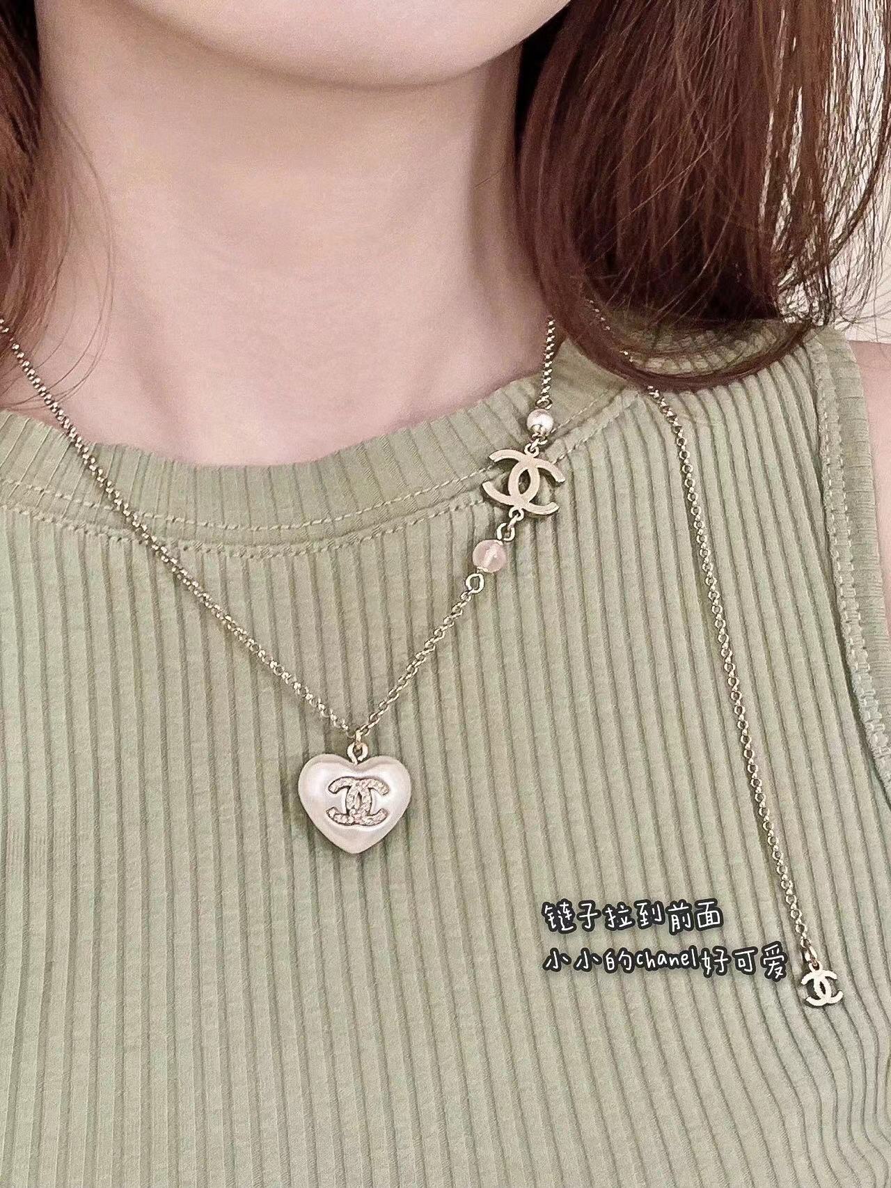 Replica Chanel Pearl Love Heart Pendant Necklace