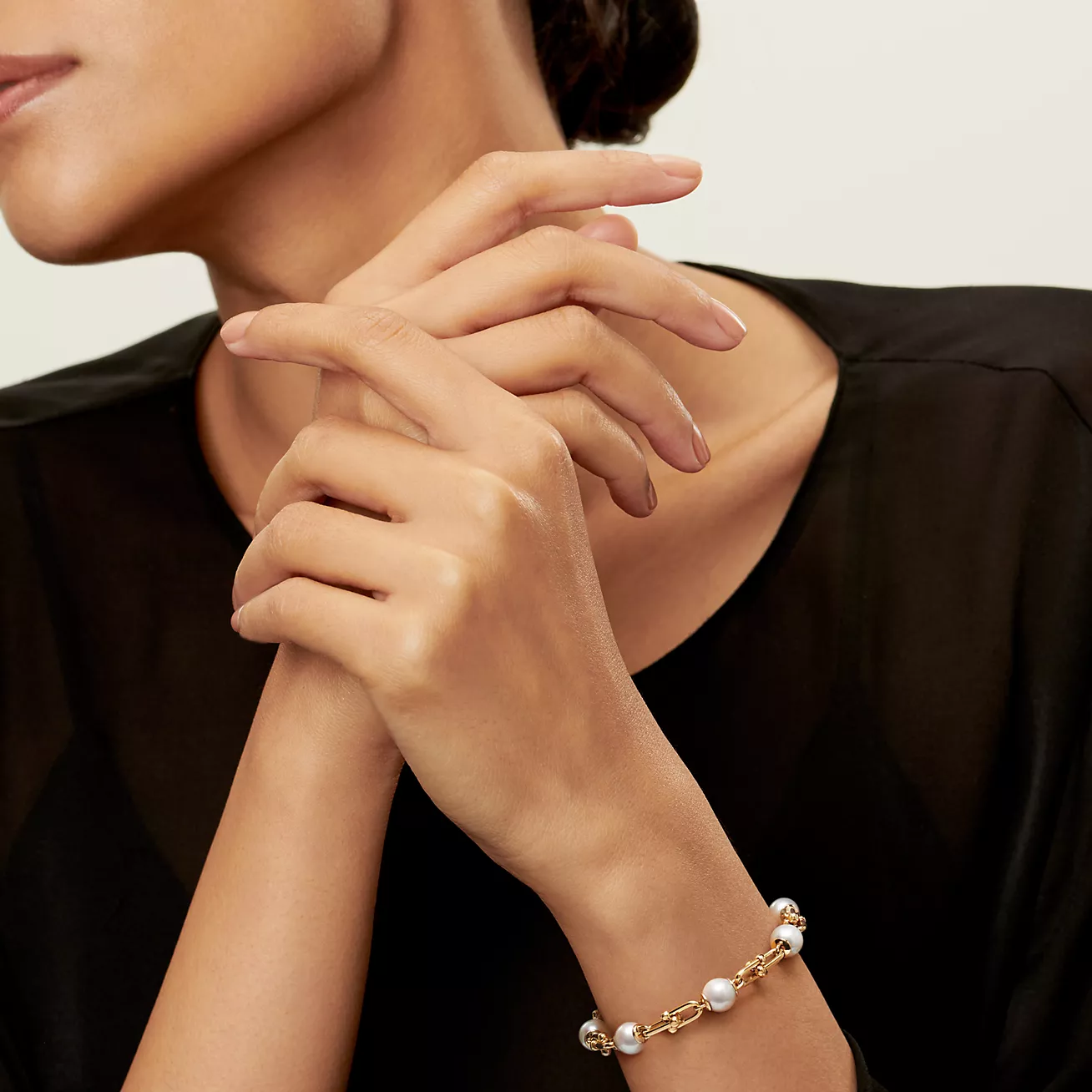 Replica Tiffany HardWear Link Bracelet with Freshwater Pearls