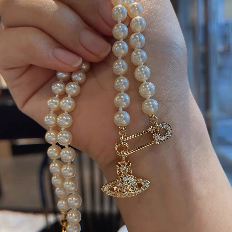 Replica Vivienne Westwood Saturn Pearl Necklace