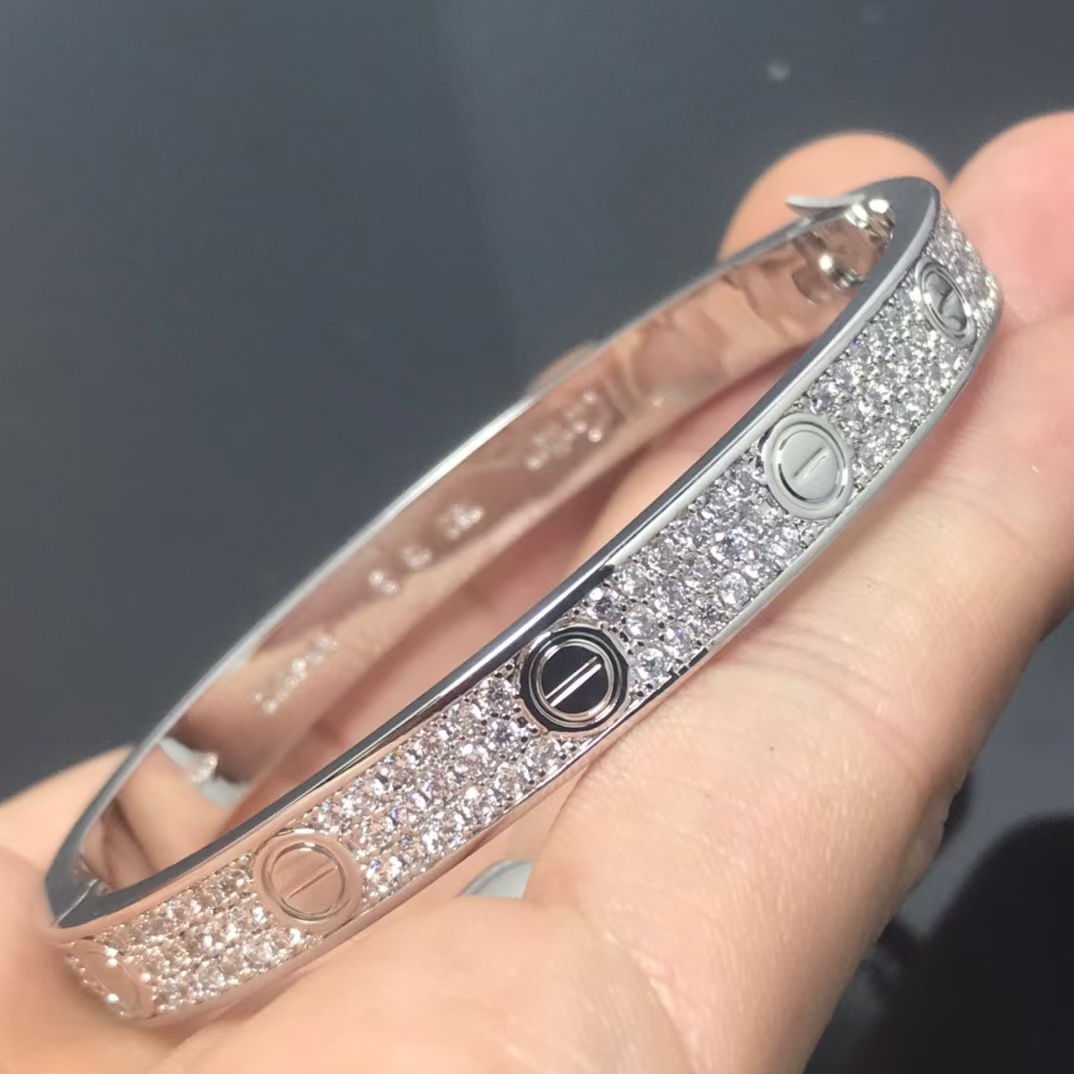 Replica Cartier LOVE Bracelet