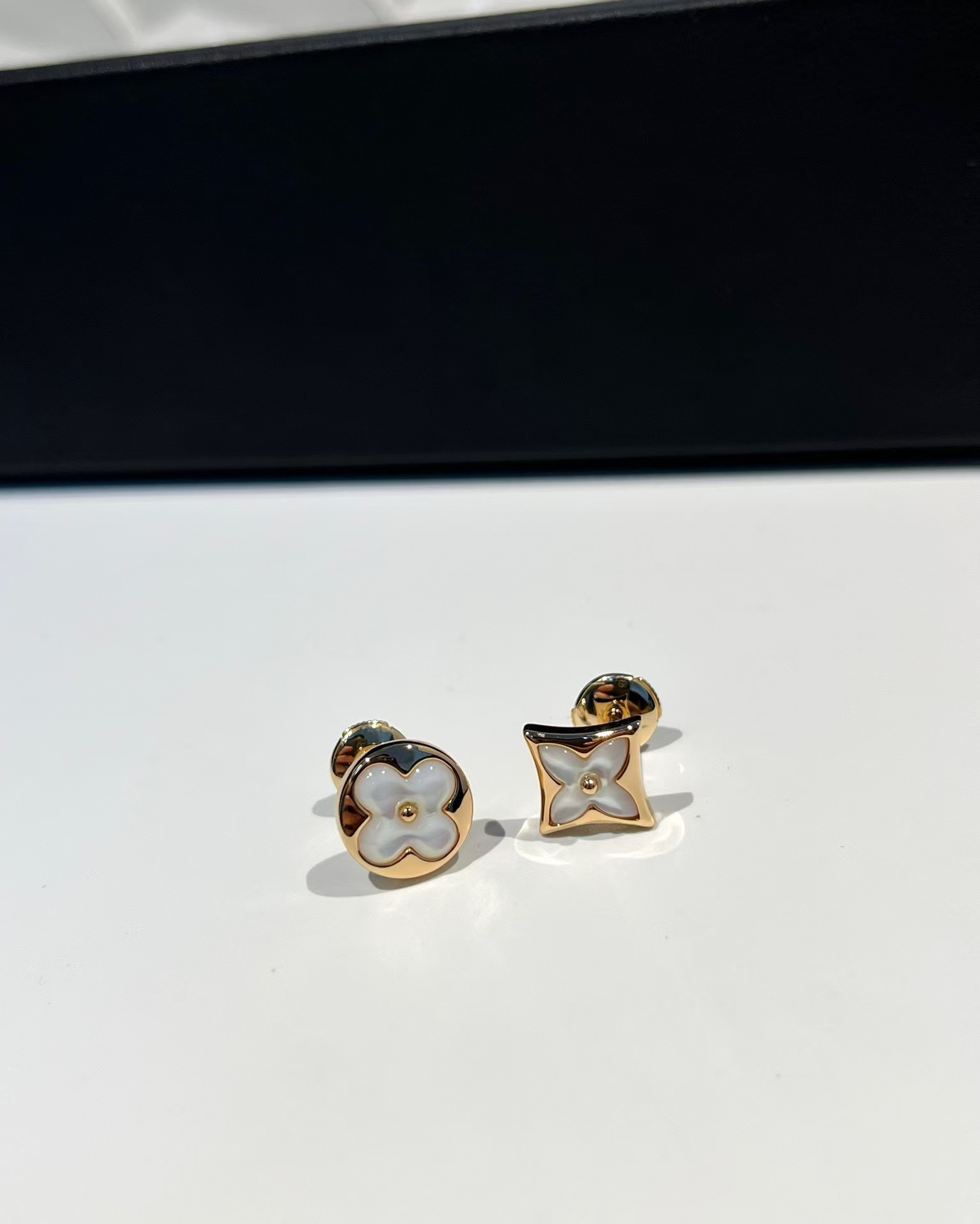 Replica Louis Vuitton Asymmetric Mother of Pearl Stud Earrings