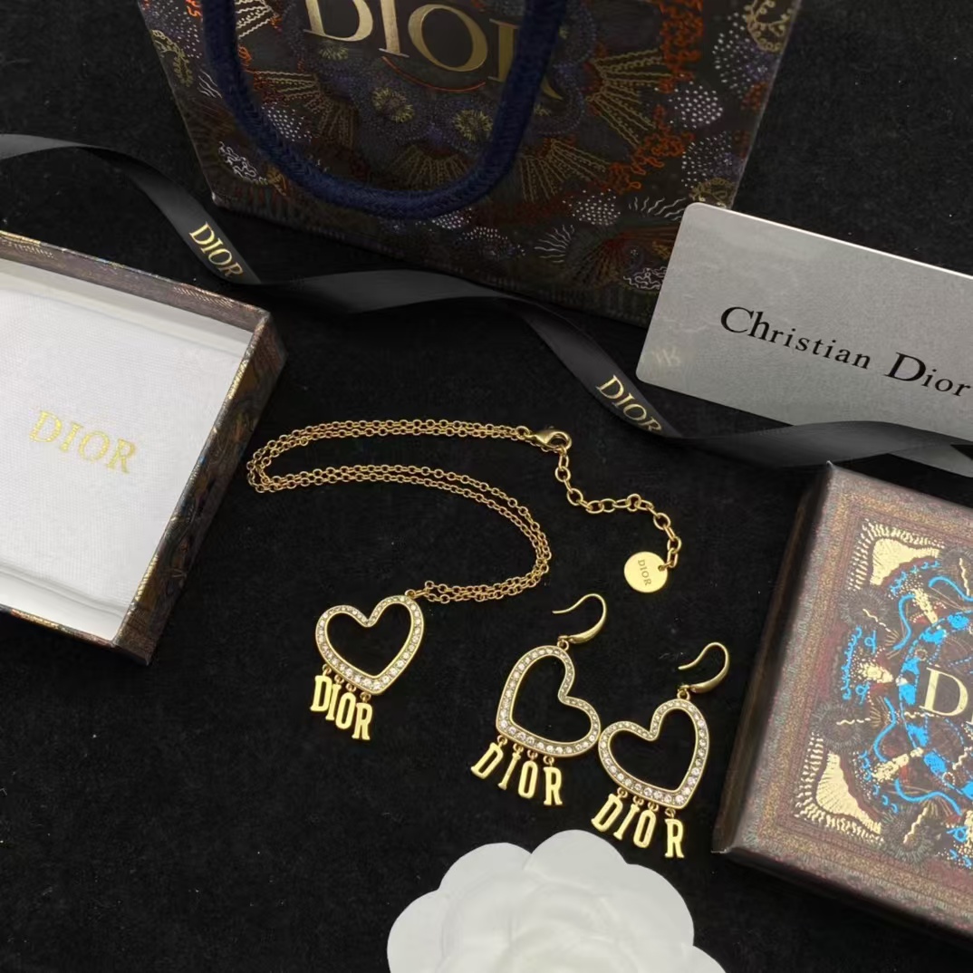 Replica Dior Letters Heart Necklace and Earrings
