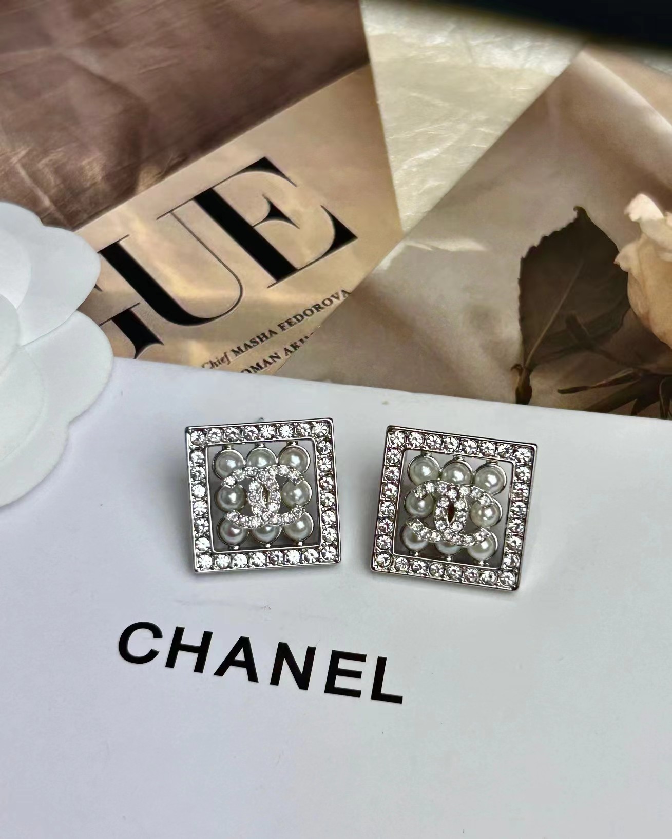 Replica Chanel Square Diamond and Pearl Earrings