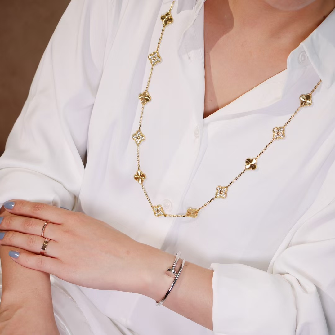 Replica Van Cleef & Arpels Vintage Alhambra Long Necklace, 20 Motifs