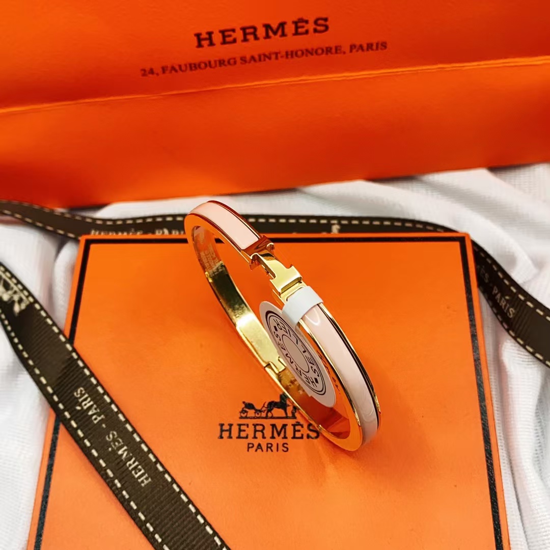 Replica Hermes H Pink Enamel Bracelet