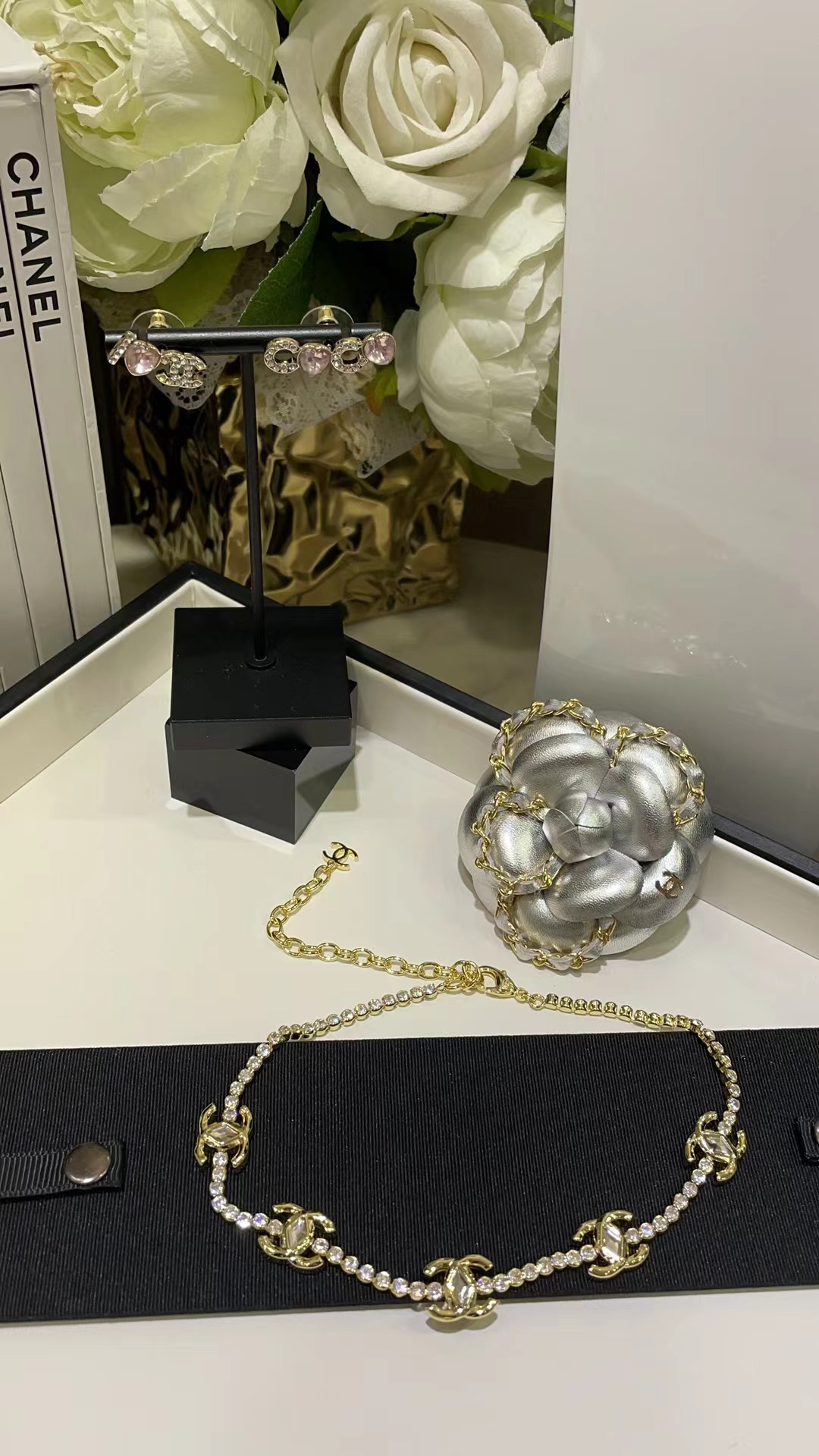 Replica Chanel Jennie Celebrity Style Choker Necklace