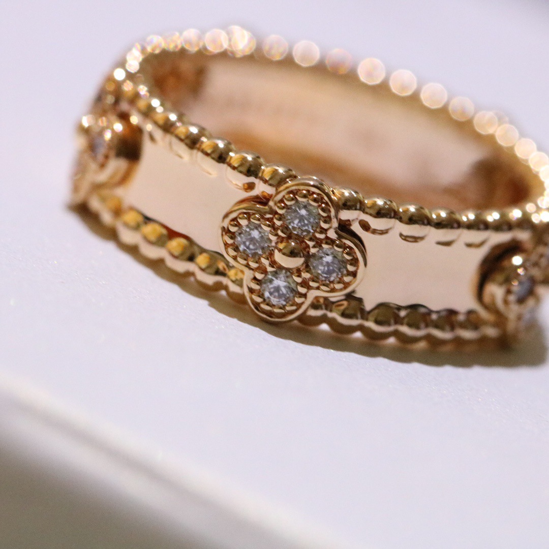 Replica Van Cleef & Arpels Narrow Four Leaf Clover Ring