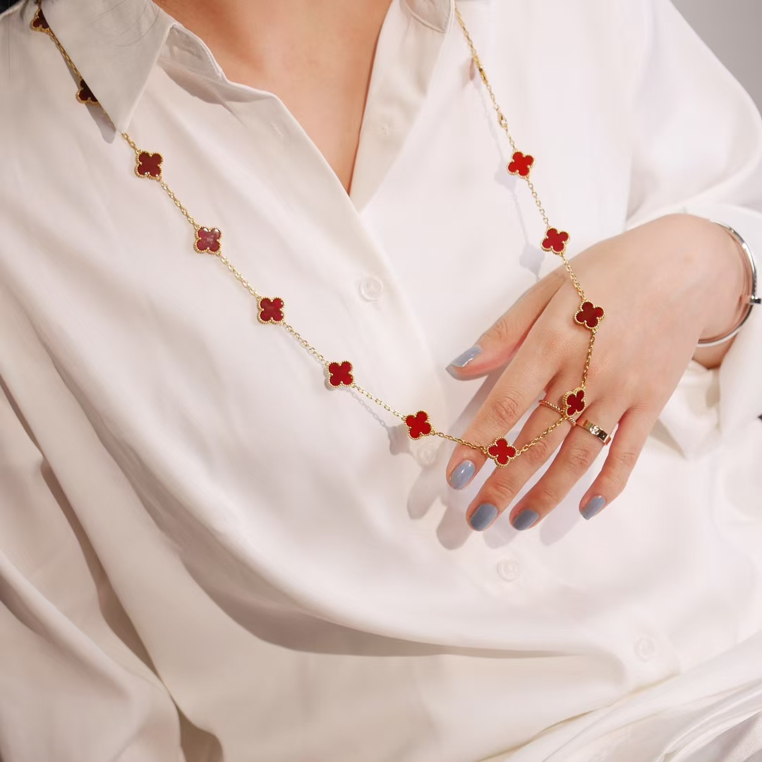 replica Van Cleef & Arpels Vintage Alhambra Long Necklace, 20 Motifs