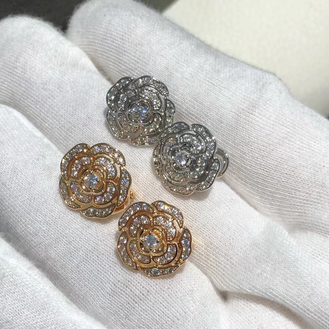 Replica Chanel Diamond Camellia Stud Earrings