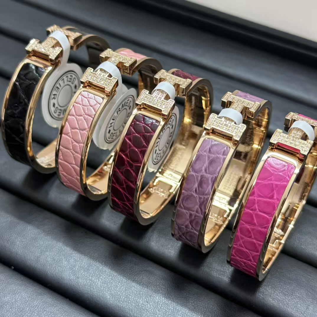 Replica Hermes Crocodile Bracelet