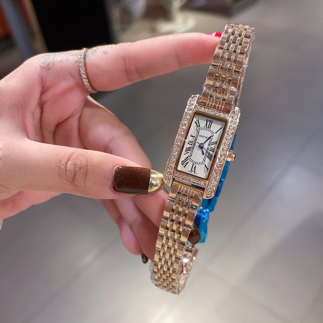 Replica Cartier Small Women Classic Watch