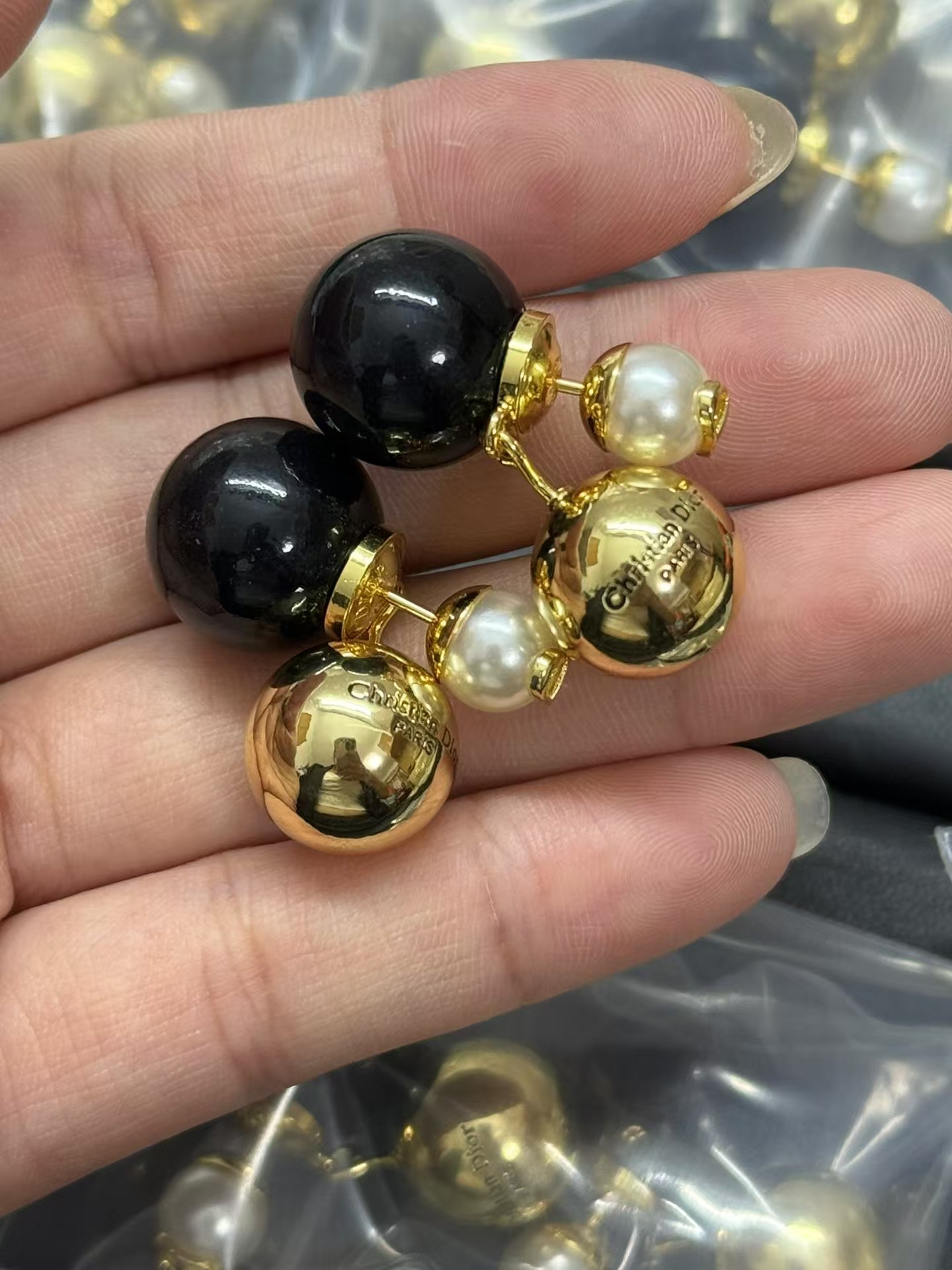 Replica Dior Black Pearl Earrings