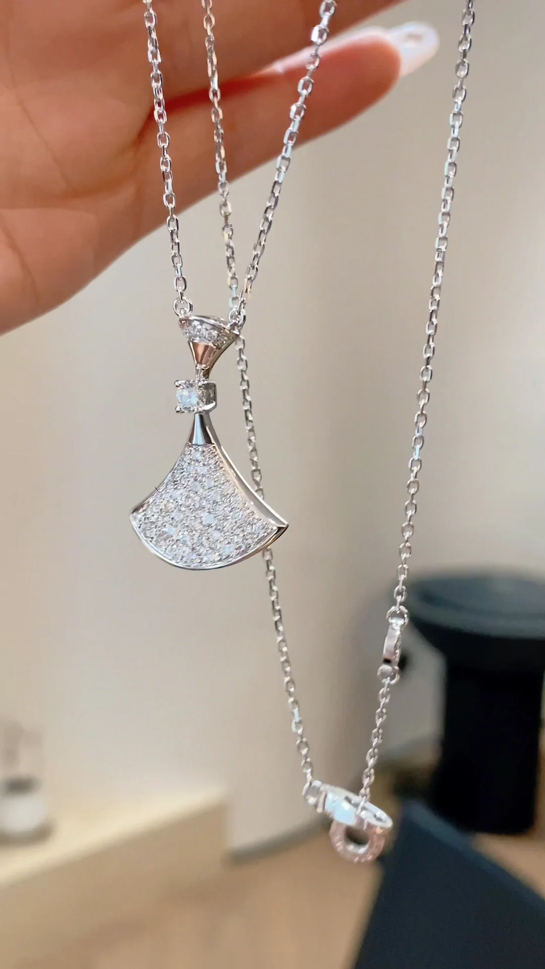 Replica Bvlgari Divas' Dream Necklace