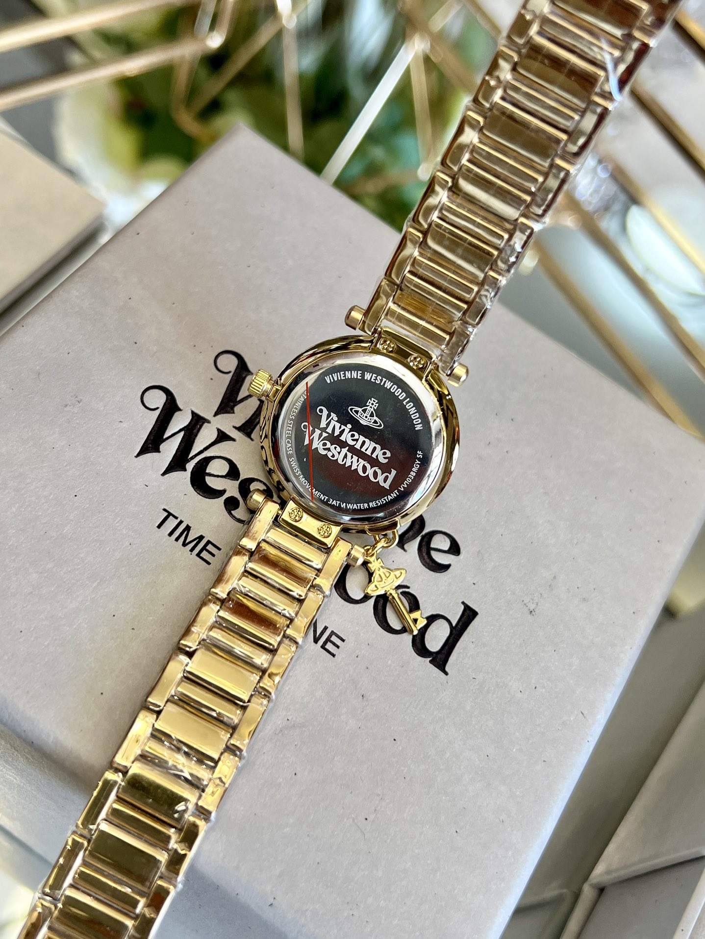 Replica Vivienne Westwood Gold Dial Gold Band Watch - 30MM