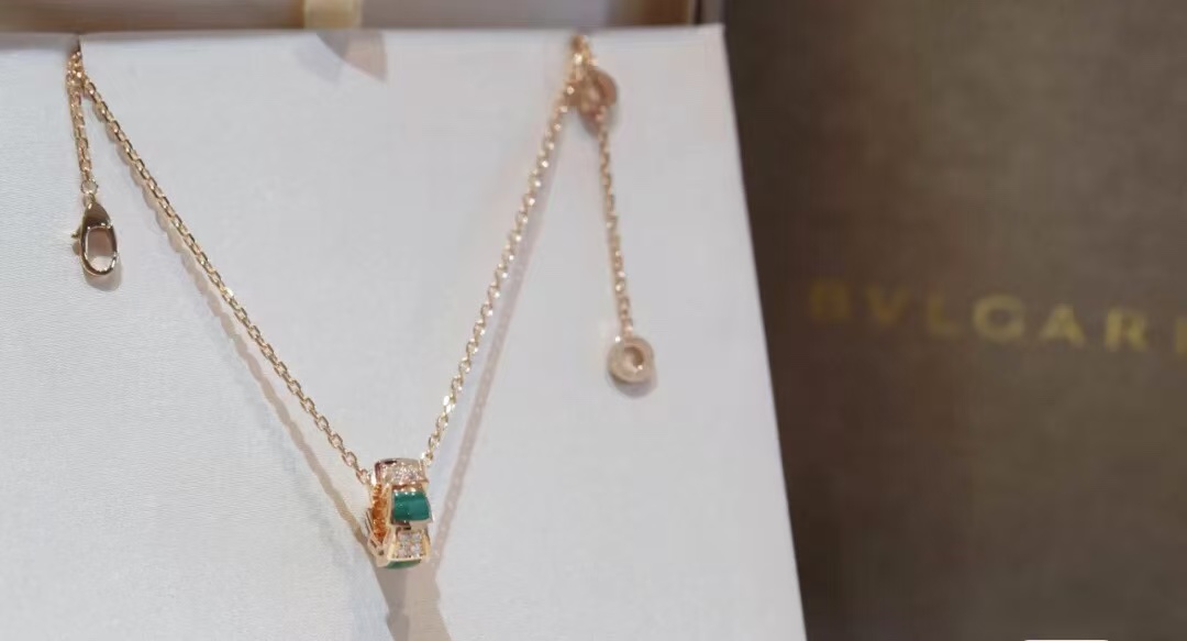 Replica Bvlgari Serpenti Viper Necklace