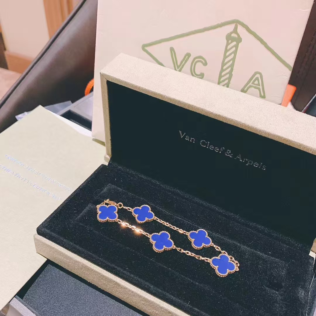 Replica Van Cleef & Arpels Vintage Alhambra Bracelet 5 Motifs