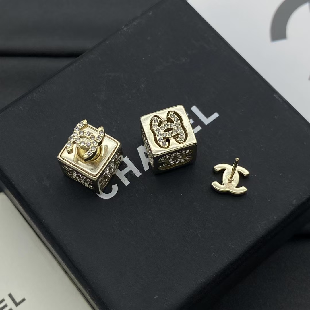Replica Chanel Cube Stud Earrings
