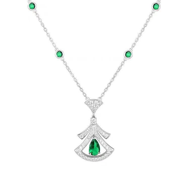 Replica Bvlgari Divas' Dream Necklace
