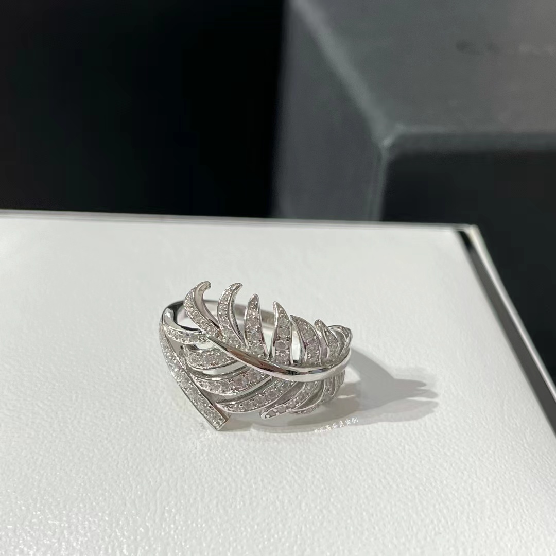 Replica Chanel Diamond Plume De Ring
