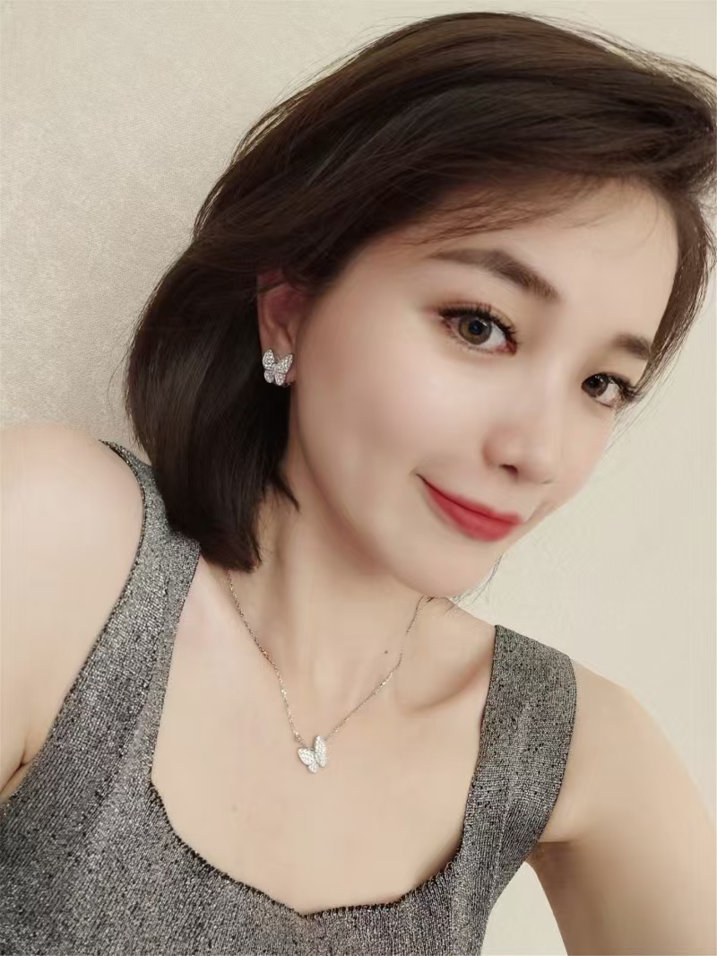 Replica Van Cleef & Arpels Two Butterfly Earrings