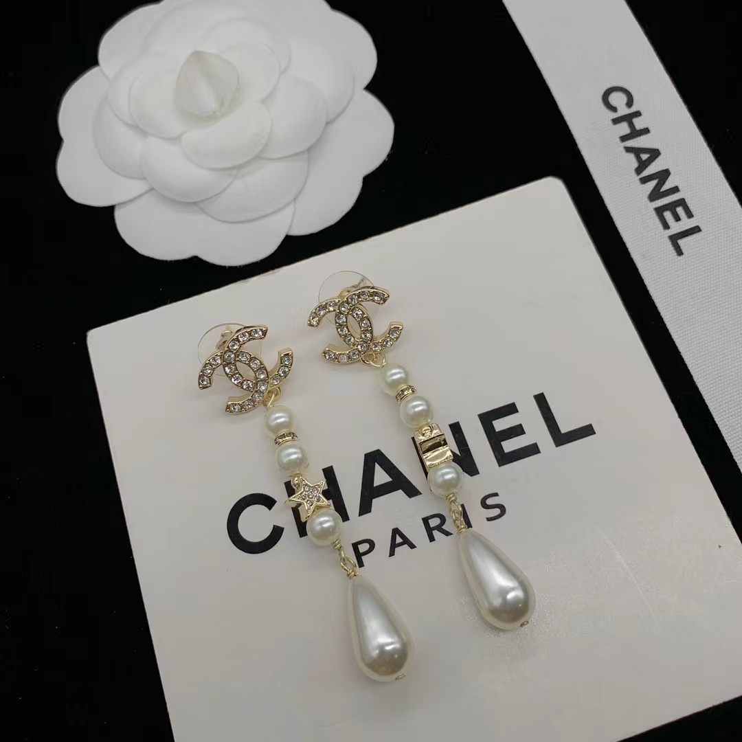Replica Chanel Teardrop Pearl Tassel Earrings