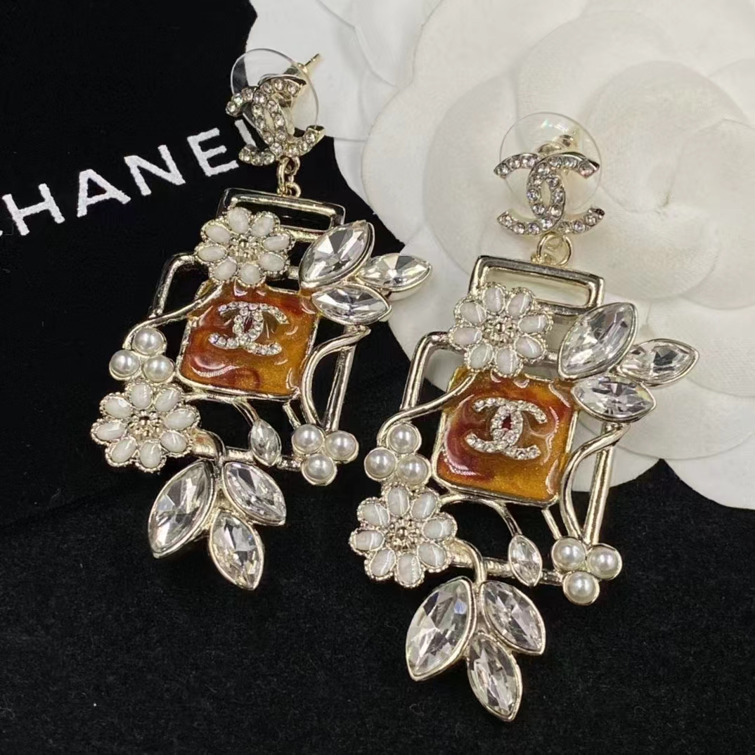 Replica Chanel Vintage Blooming Flowers Earrings