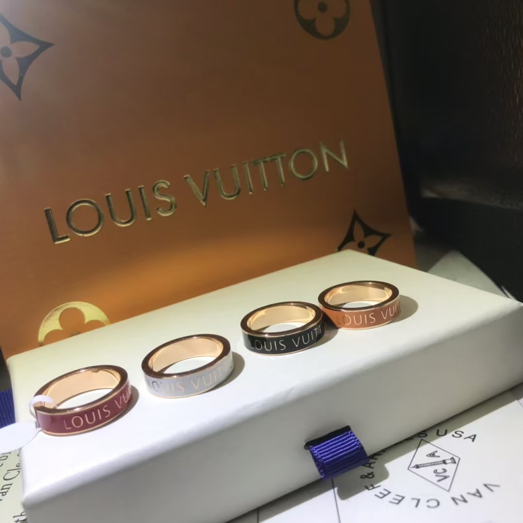 Replica Louis Vuitton Enamel Pattern Ring