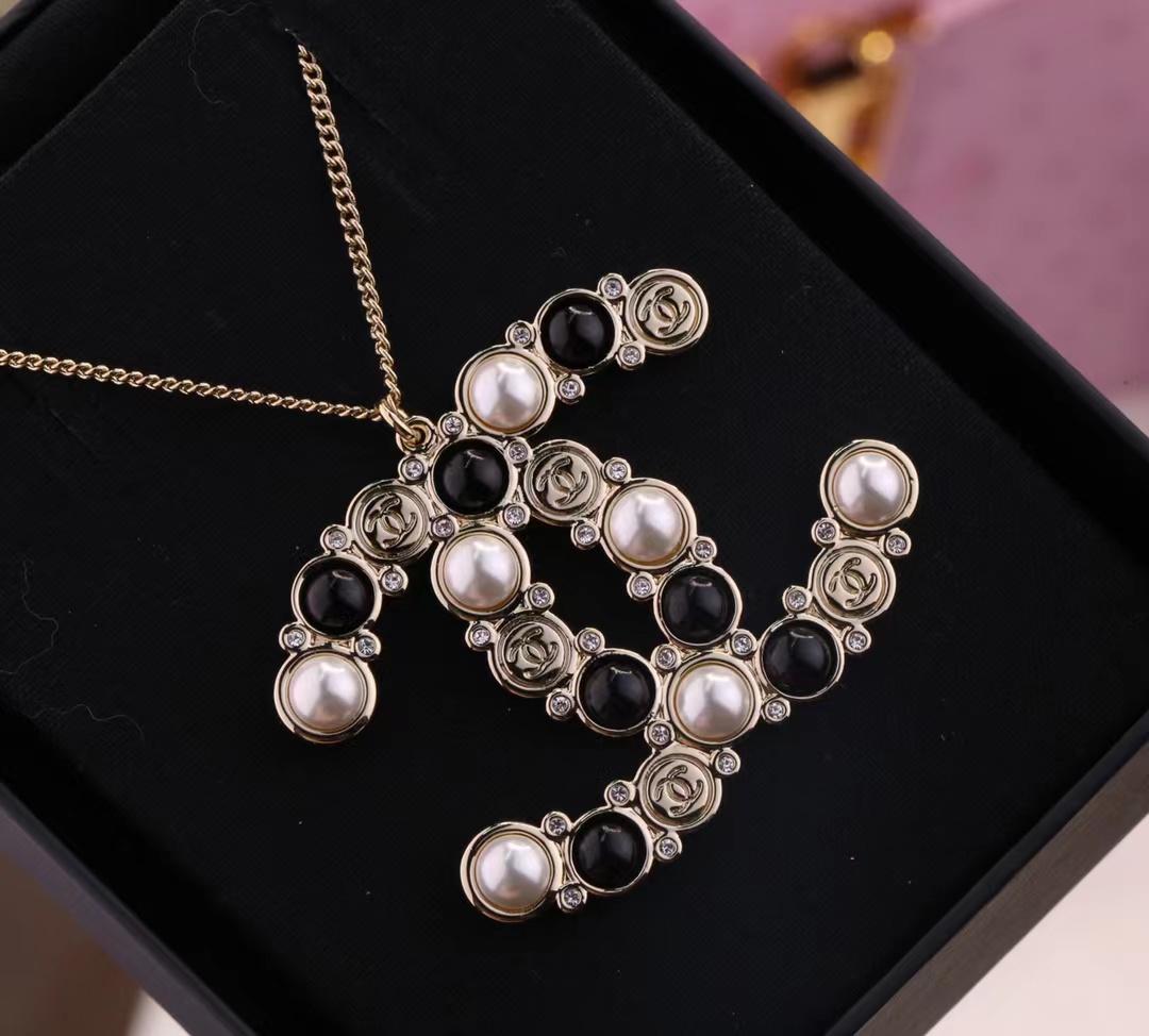 Replica Chanel Big Double C Pendant Sweater Necklace