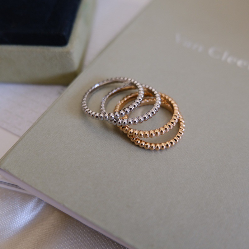 Replica Van Cleef & Arpels Minimalist Ring