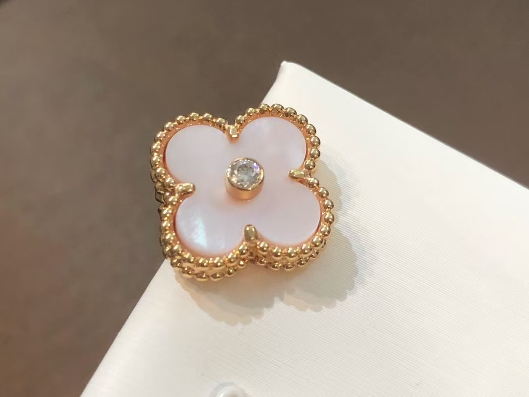 Replica Van Cleef & Arpels Pink Mother of Pearl Clover Stud Earrings