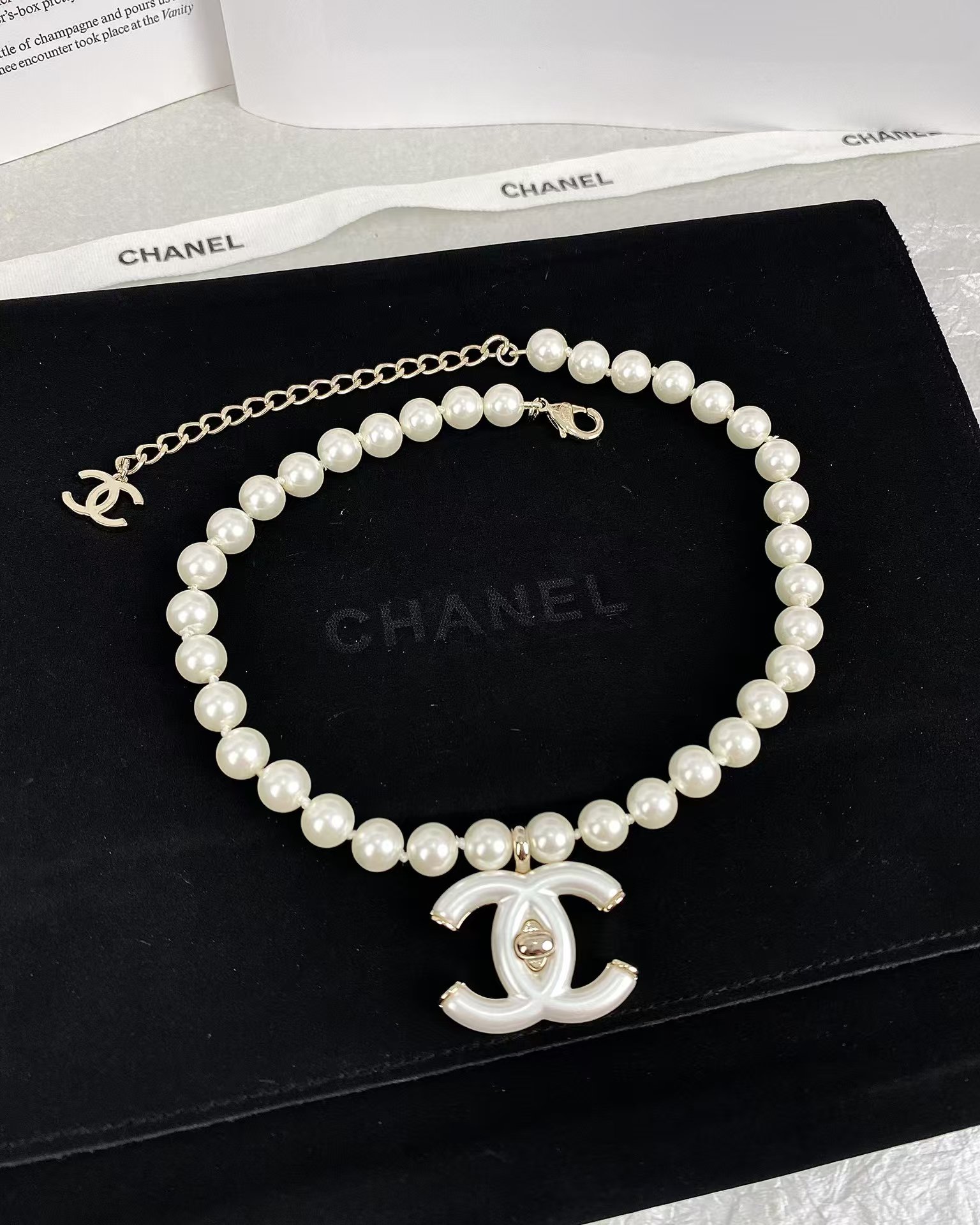 Replica Chanel Choker Necklace with White Double C Pendant