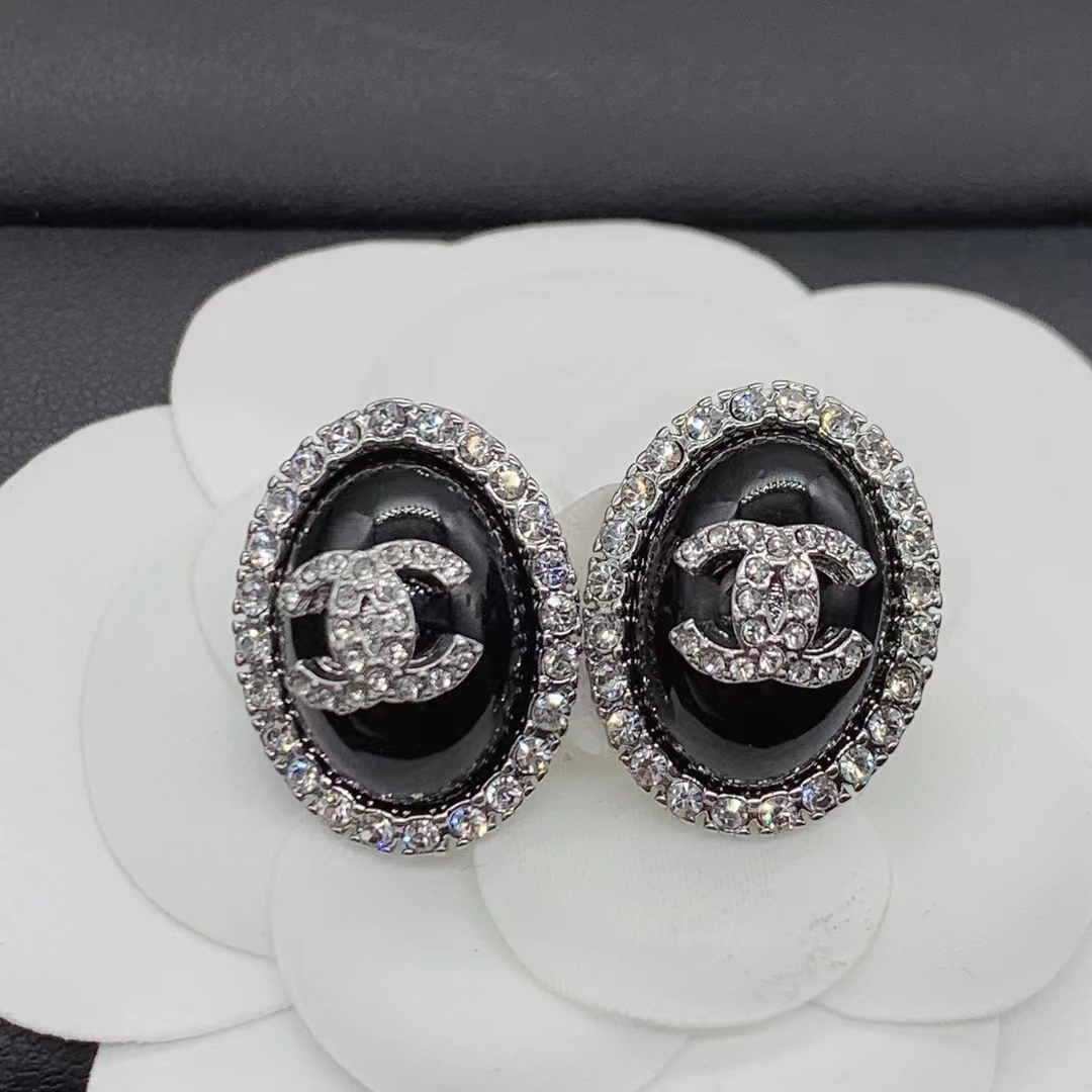 Replica Chanel Oval Black Earrings