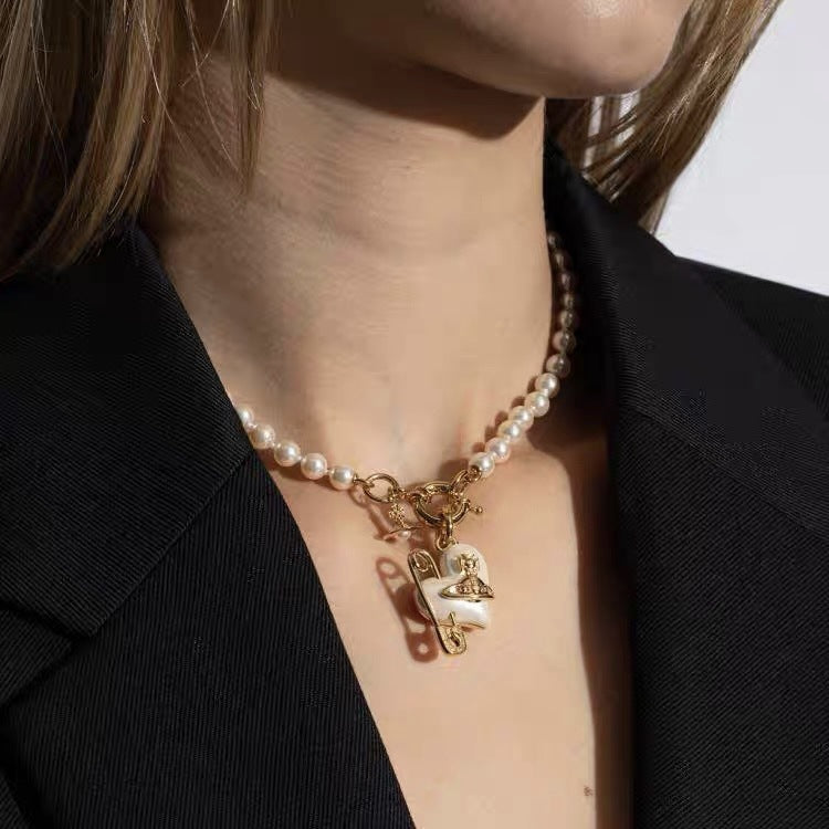 Replica Vivienne Westwood Heart Paperclip Saturn Pearl Necklace