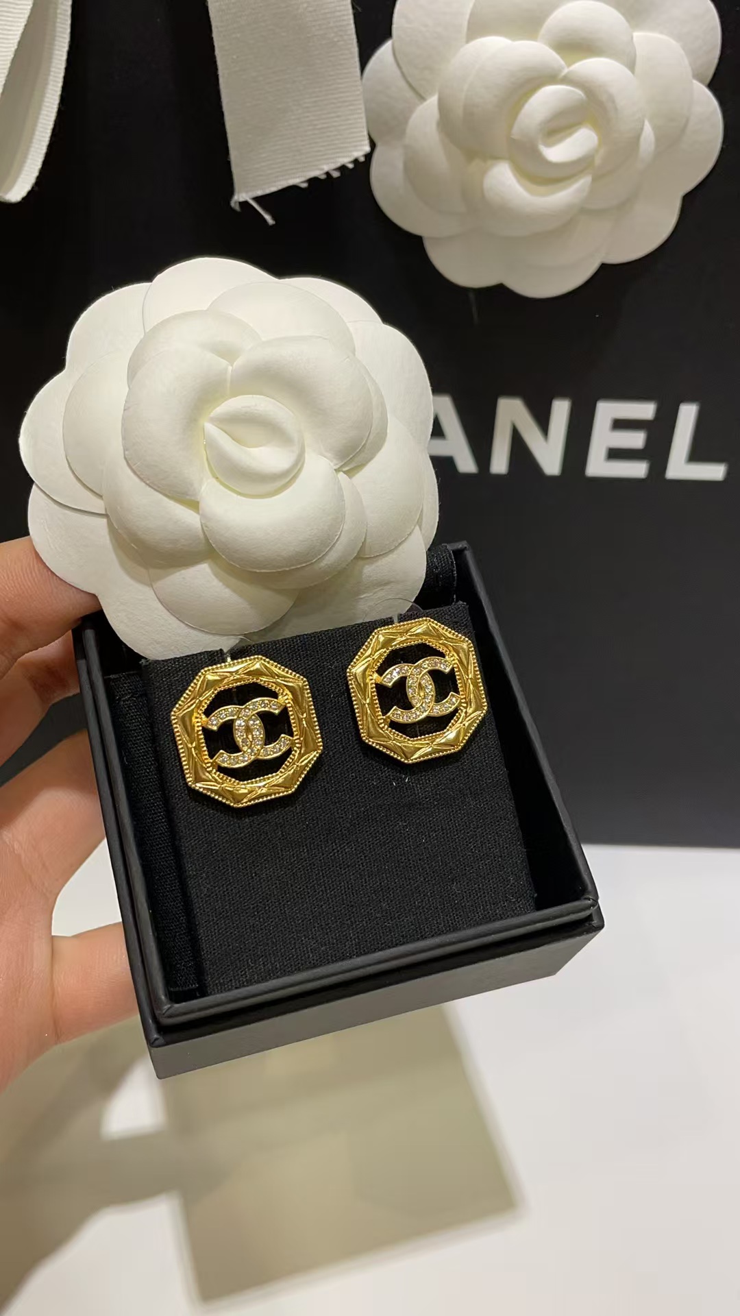 Replica Chanel Geometric Octagon Stud Earrings