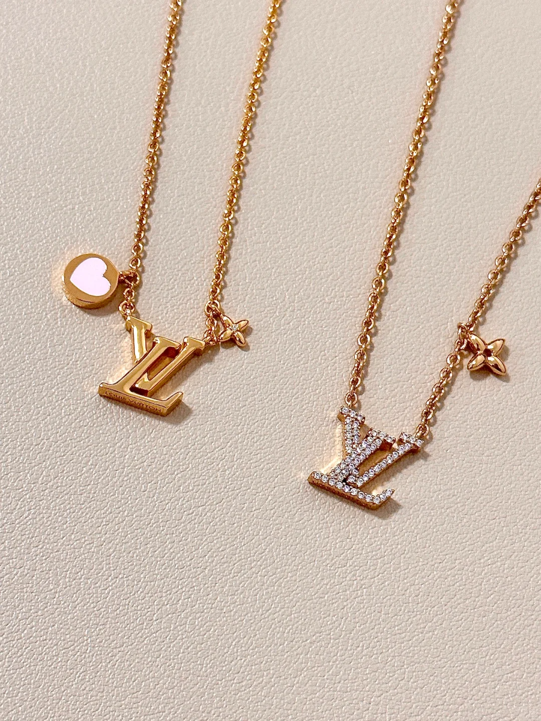 Replica Louis Vuitton LV Letter Pendant Necklaces